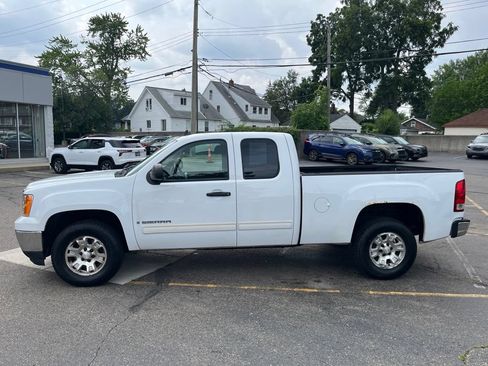 Used 2008 GMC Sierra 1500 SLE w/ Power Pack Plus RWD image 9