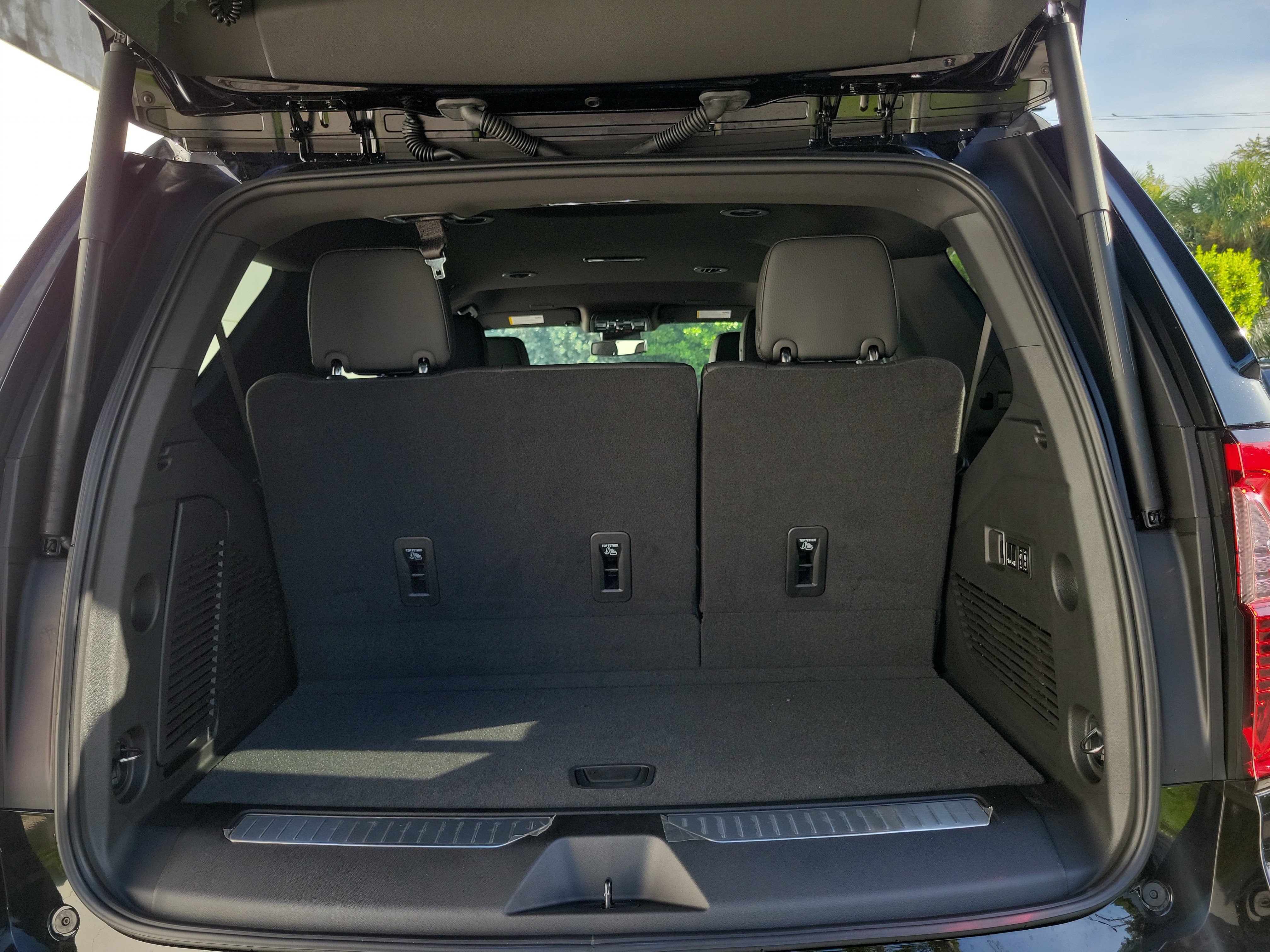 New 2026 GMC Yukon Denali AWD/4WD image 9