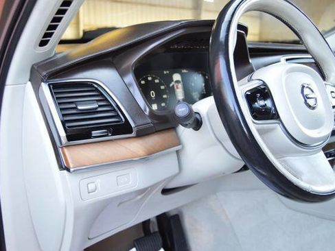 Used 2016 Volvo XC90 T6 Inscription image 29