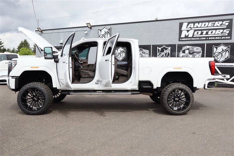 Used 2025 GMC Sierra 3500 Denali w/ Denali Reserve Package AWD/4WD image 38
