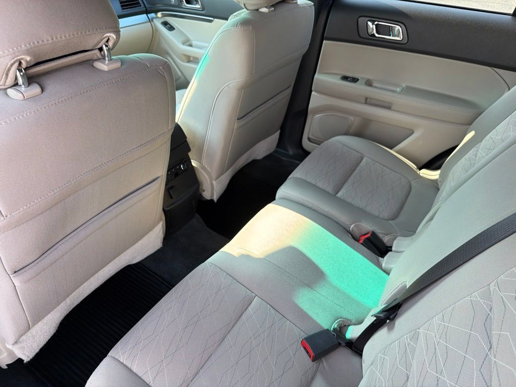 Used 2014 Ford Explorer FWD image 14