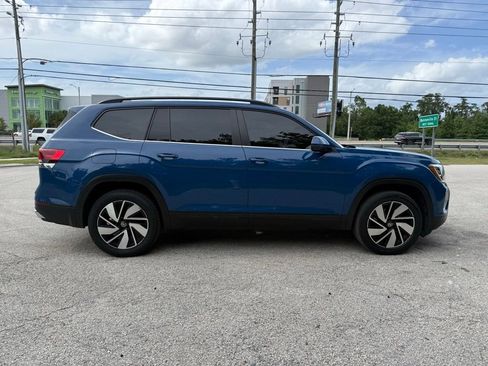 Used 2025 Volkswagen Atlas SE FWD image 8
