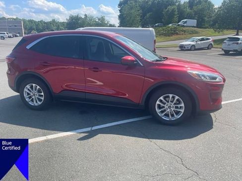 Certified 2020 Ford Escape SE FWD image 4