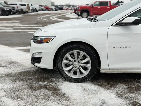 Used 2025 Chevrolet Malibu LT image 13