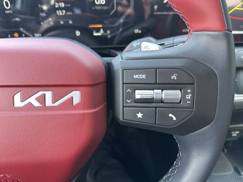 New 2025 Kia K4 GT-Line w/ GT-Line Premium Package image 36