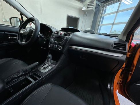 Used 2014 Subaru Crosstrek 2.0i Limited w/ Popular Package #2 image 27