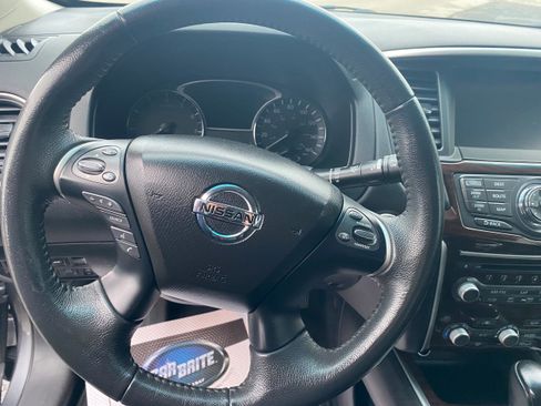 Used 2016 Nissan Pathfinder SL w/ SL Premium Package image 11