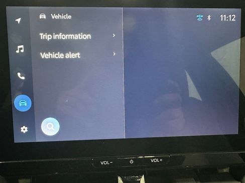 Used 2025 Toyota Corolla SE w/ SE Premium Package image 28