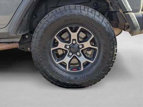 Used 2018 Jeep Wrangler Unlimited Rubicon image 23