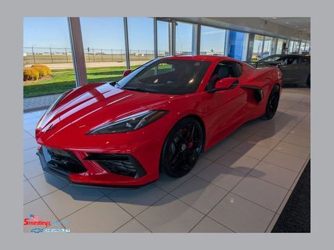 Used 2021 Chevrolet Corvette Stingray Preferred Cpe w/ Z51 Performance Package image 1