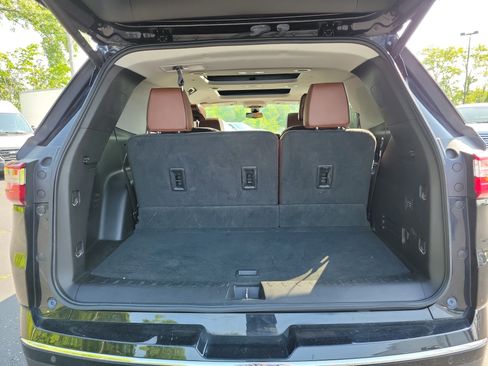 Used 2018 Chevrolet Traverse High Country image 8