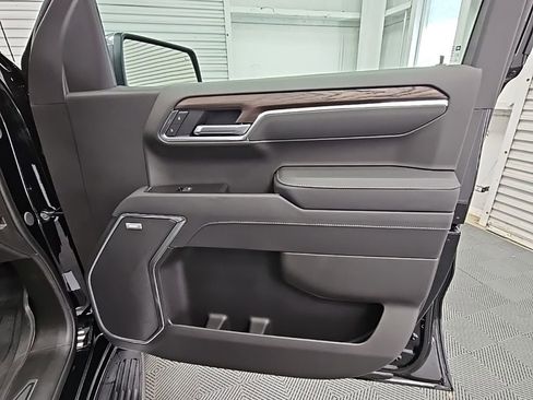 New 2026 GMC Sierra 1500 SLT w/ SLT Premium Plus Package image 41