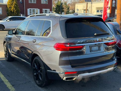 Used 2019 BMW X7 xDrive50i w/ Premium Package image 18