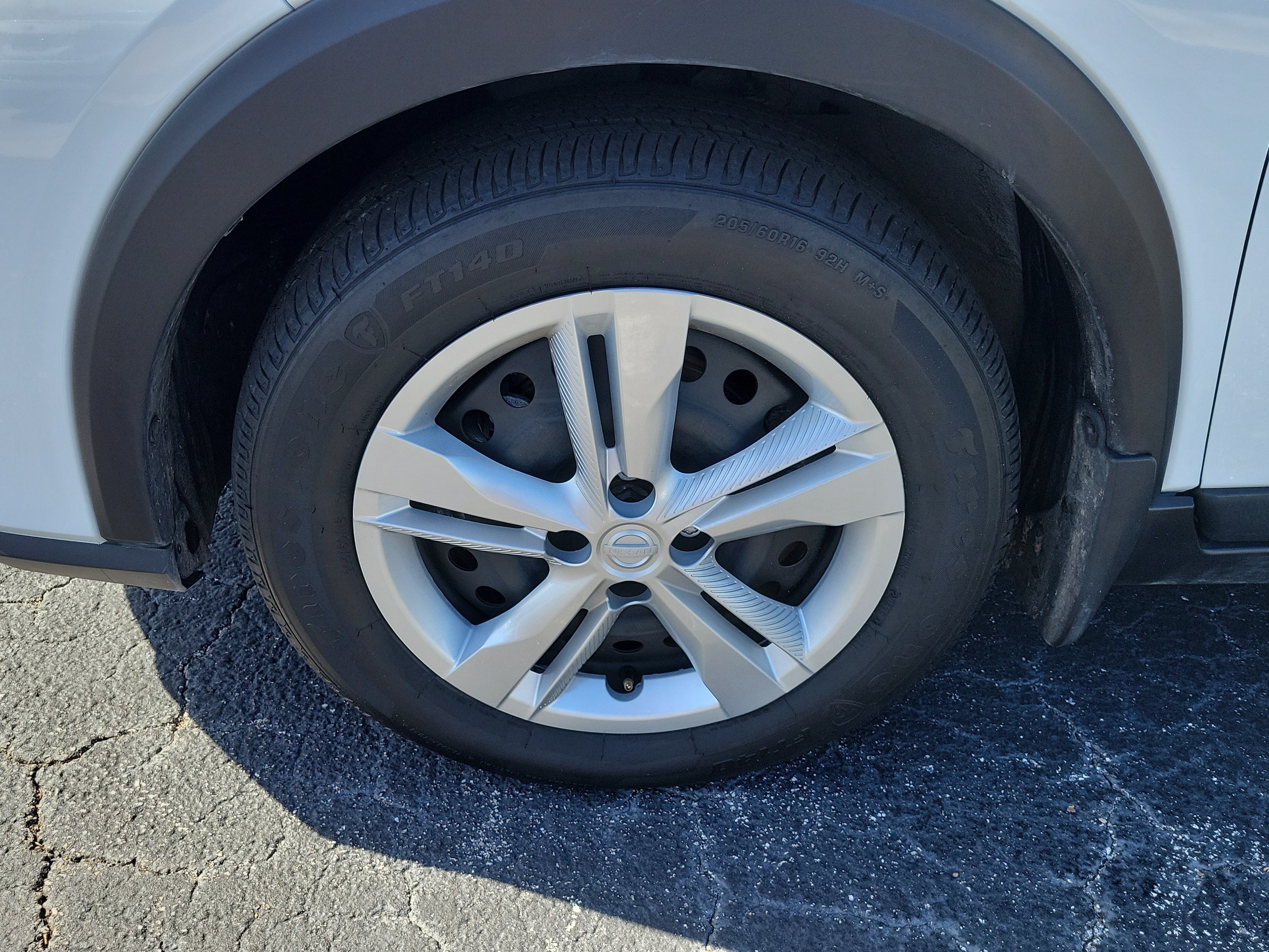 Certified 2025 Nissan Kicks Play S FWD image 4