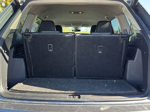 Used 2019 Volkswagen Atlas SE w/ Towing Package image 28