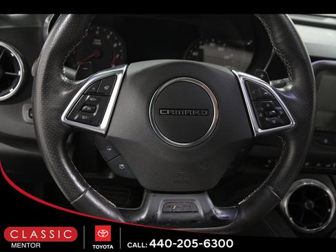 Used 2017 Chevrolet Camaro LT RWD image 7