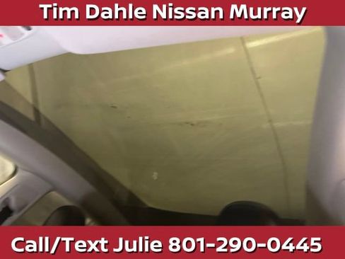 Used 2023 Tesla Model Y Performance AWD/4WD image 32