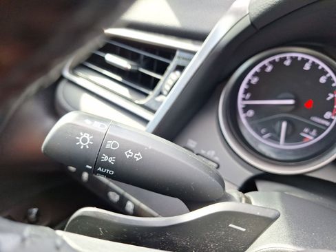 Used 2023 Toyota Camry SE w/ Convenience Package image 22