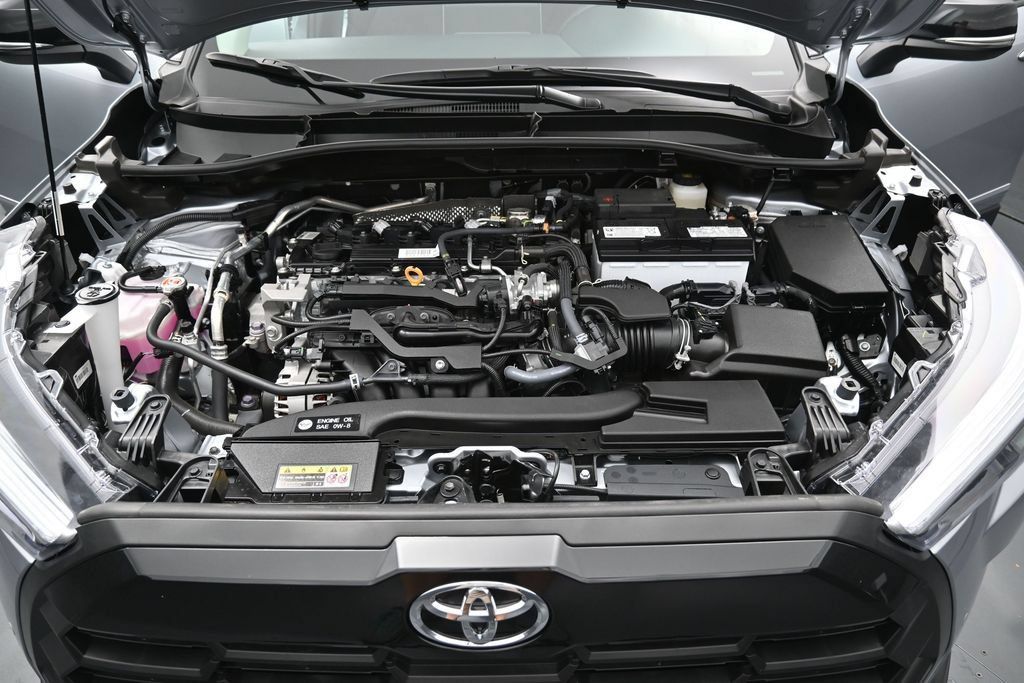 Certified 2026 Toyota Corolla Cross XLE AWD/4WD image 35