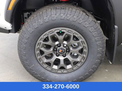 New 2026 Nissan Frontier PRO-4X w/ Pro-4x Convenience Package image 27