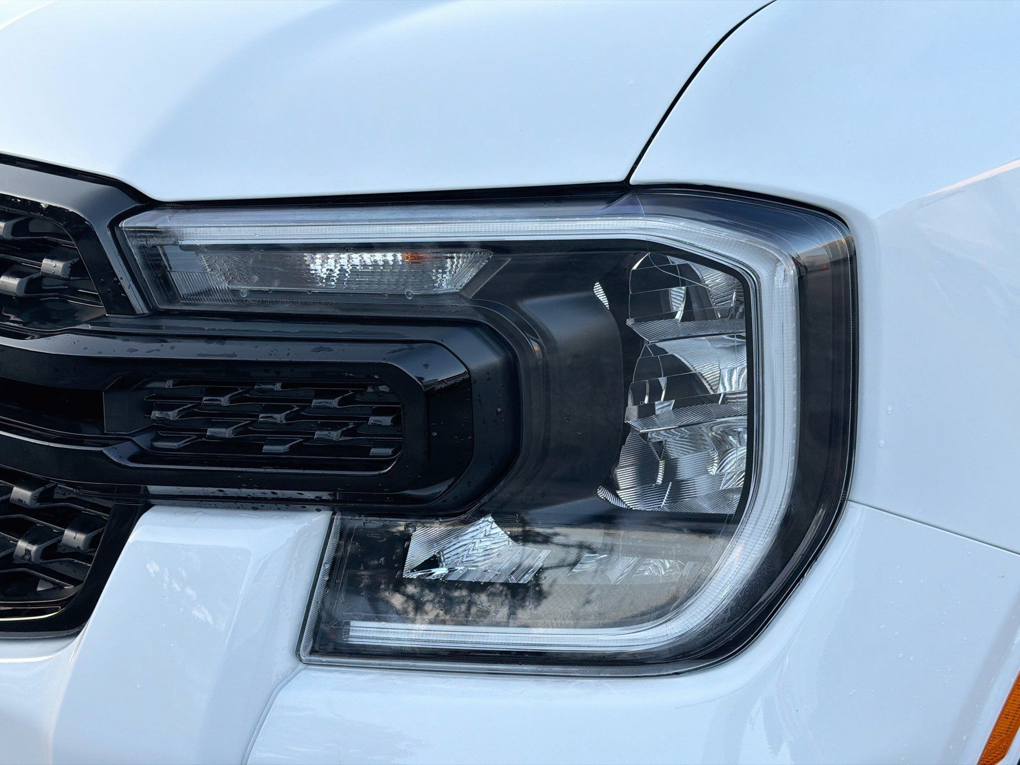 Used 2025 Ford Ranger XLT w/ Black Appearance Package RWD image 9