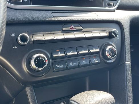 Certified 2022 Kia Sportage Nightfall Edition image 15