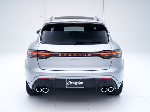 Certified 2026 Porsche Macan AWD/4WD image 10