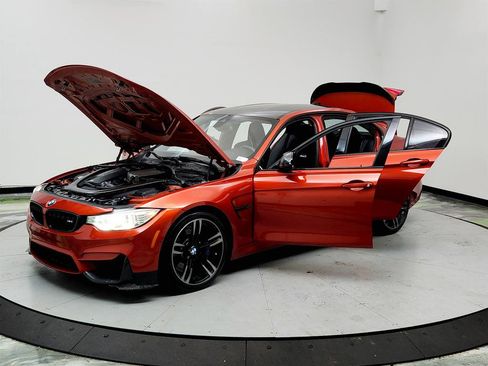Used 2016 BMW M3 image 9