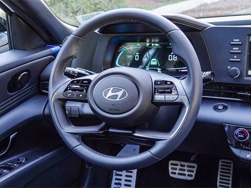 New 2026 Hyundai Elantra SEL Sport image 15