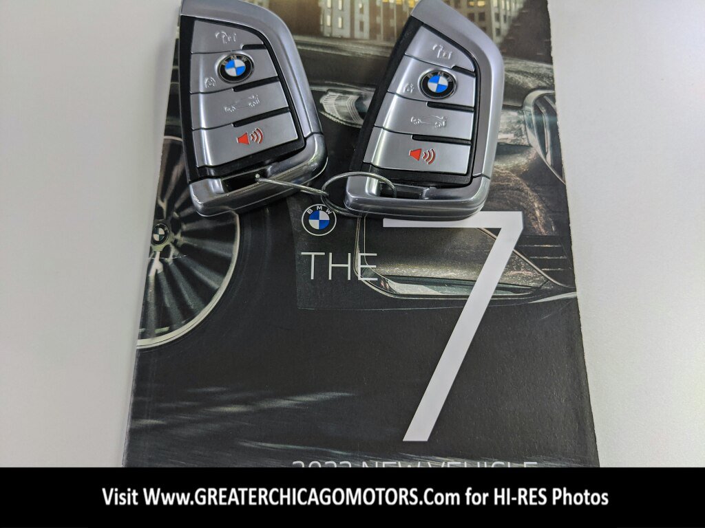 Used 2022 BMW 750i xDrive w/ Executive Package AWD/4WD image 39
