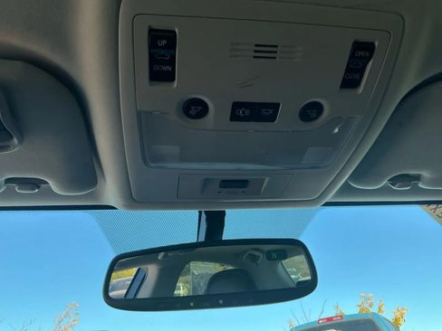 Used 2015 Lexus IS 250 image 32