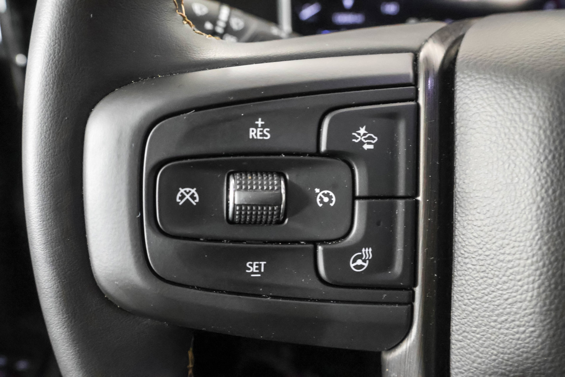 Used 2026 GMC Sierra 2500 AT4 w/ AT4 Premium Plus Package AWD/4WD image 25