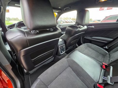 Used 2022 Dodge Charger Scat Pack w/ Dynamics Package RWD image 15