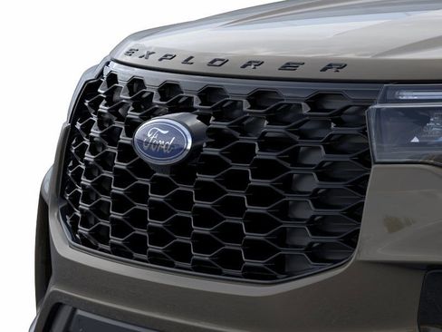 New 2026 Ford Explorer ST-Line w/ ST-Line Street Pack image 17