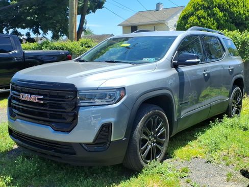 Used 2023 GMC Acadia SLE w/ Driver Convenience Package AWD/4WD image 3