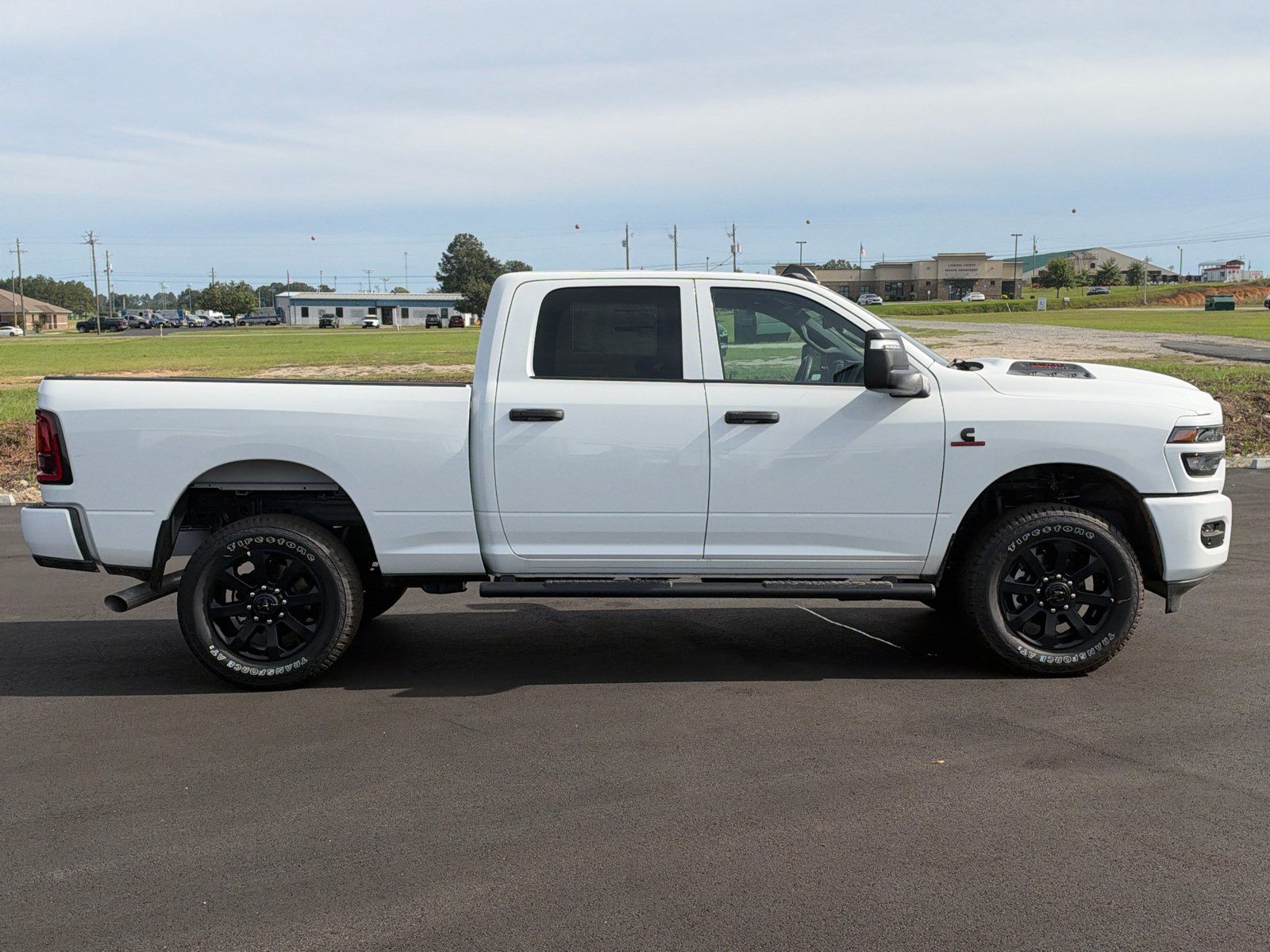 New 2026 RAM 2500 Tradesman AWD/4WD image 4