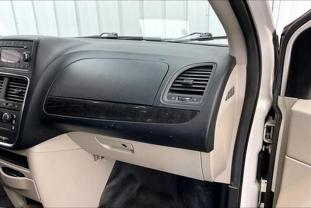 Used 2012 RAM C/V FWD image 17