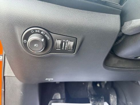 New 2026 Jeep Compass Latitude image 13