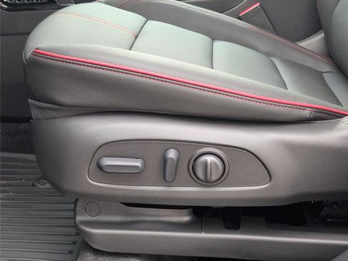 New 2026 Chevrolet TrailBlazer RS w/ Convenience Package image 32