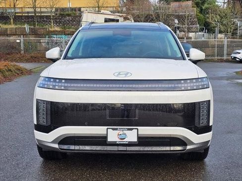 New 2026 Hyundai Ioniq 9 Calligraphy AWD/4WD image 2