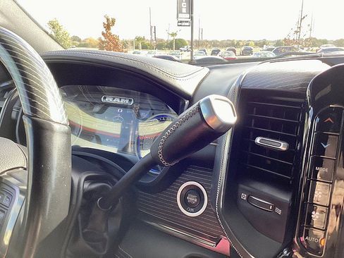 Used 2021 RAM 2500 Limited image 14