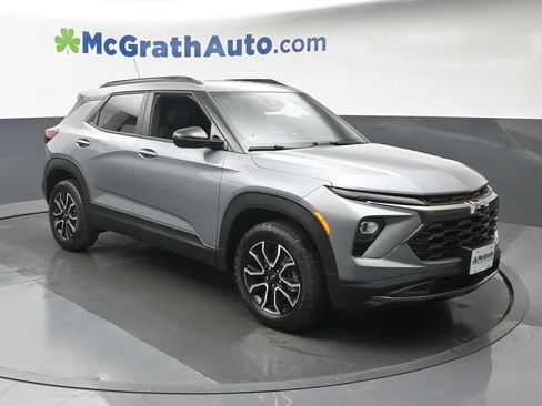 New 2026 Chevrolet TrailBlazer ACTIV w/ Convenience Package AWD/4WD image 2