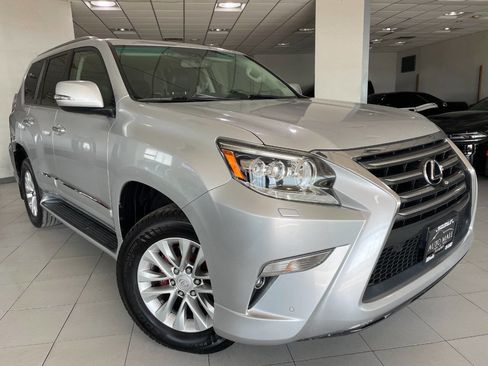 Used 2015 Lexus GX 460 image 1