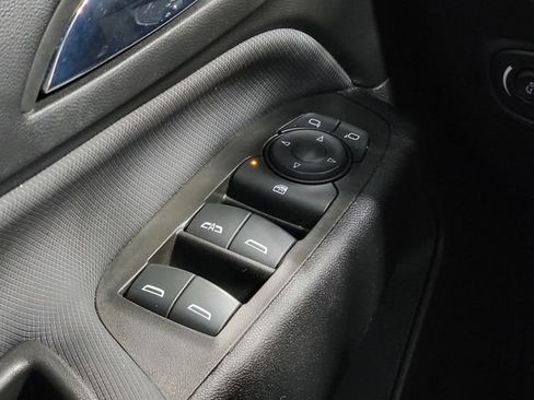 Certified 2024 Chevrolet Equinox RS FWD image 24