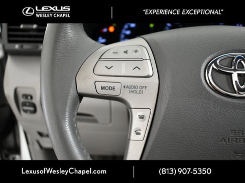 Used 2007 Toyota Camry Hybrid image 40