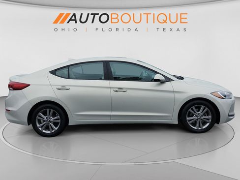 Used 2017 Hyundai Elantra Value Edition FWD image 6