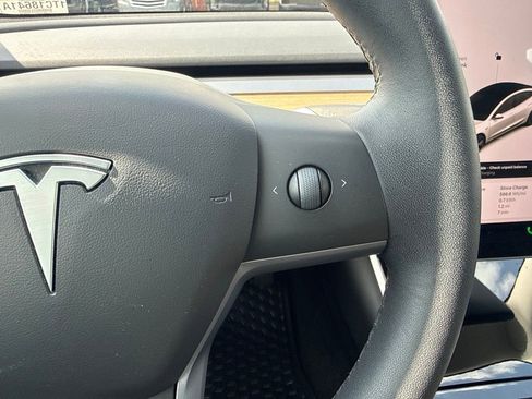 Used 2020 Tesla Model 3 Long Range AWD/4WD image 16