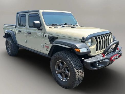 Used 2020 Jeep Gladiator Sport w/ Quick Order Package 24S AWD/4WD image 3