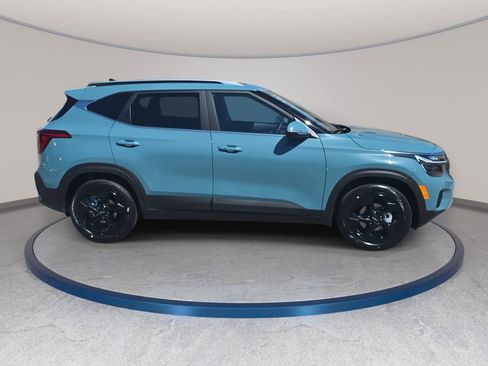 New 2026 Kia Seltos EX w/ EX Sunroof Package FWD image 4