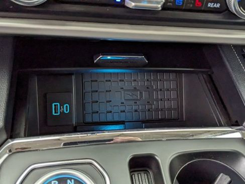 Certified 2024 Ford Expedition XLT AWD/4WD image 31